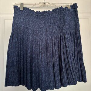 Navy print mini skirt